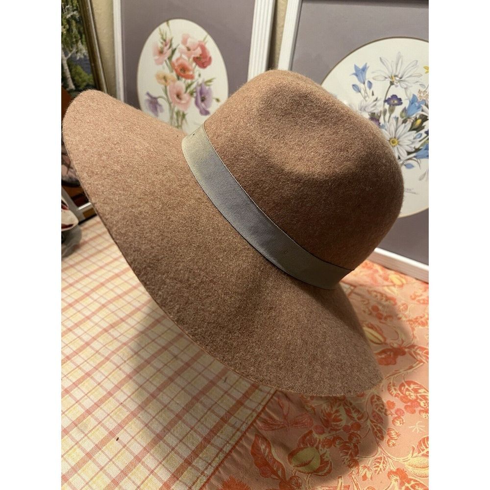 Banana Republic Felted Wool Hat Wide Brim Tan Beige Floppy Ribbon Hat Womens S/M